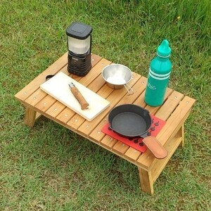 KMPRODUCTS ハンドメイド 国産杉板ミニテーブル