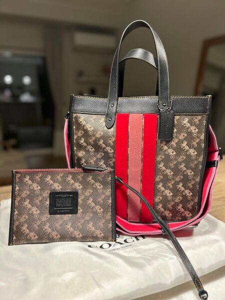 コーチcoach『ホース アンド キャリッジ ヴァーシティ ストライプ フィールド トート』未使用に近い美品