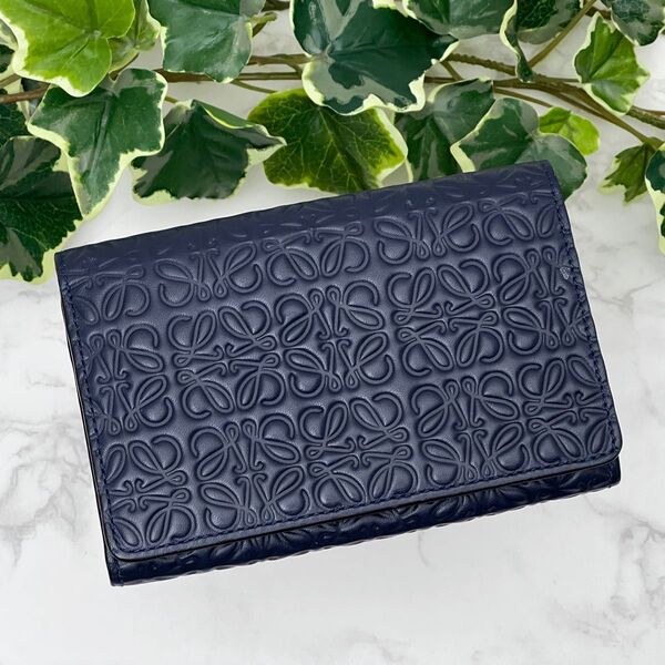 ロエベ リピートアナグラム レザー コンパクトウォレット 折り財布 ネイビー LOEWE