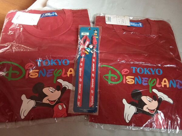 TOKYOディズニーランドミッキーマウスTシャツ 綿100%L&Mとミニーマウスストラップの3点セット未開封品