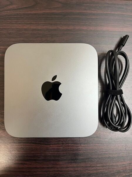 Macmini 2018 i7 6コア SSD512gb メモリ32gb