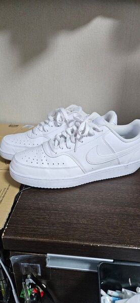 NIKE ナイキ コートビジョン 28cm 白