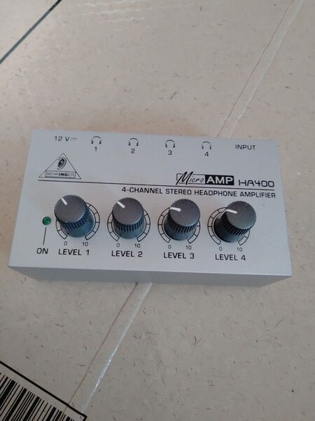 BEHRINGER MicroAMP HA400 ヘッドホンアンプ