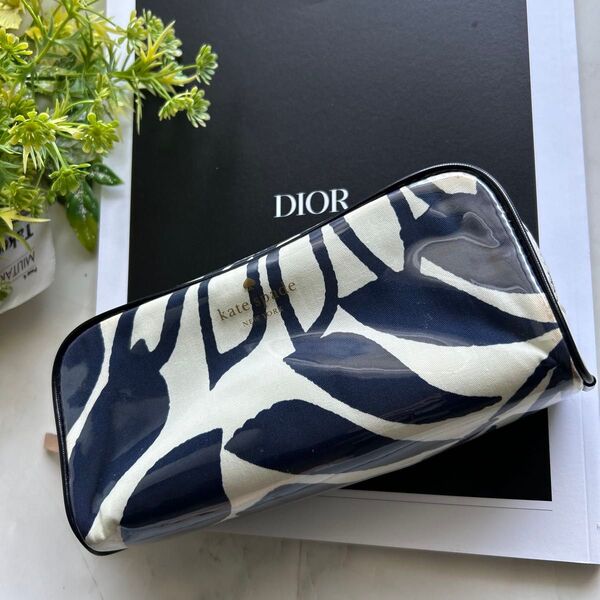 【お写真要確認】kate spade ペンケース 化粧ポーチ