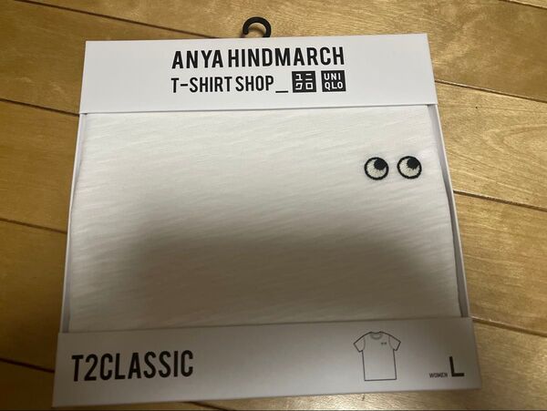 新品未使用 ユニクロ × アニヤ・ハインドマーチ T2 CLASSIC Tシャツ ホワイト L