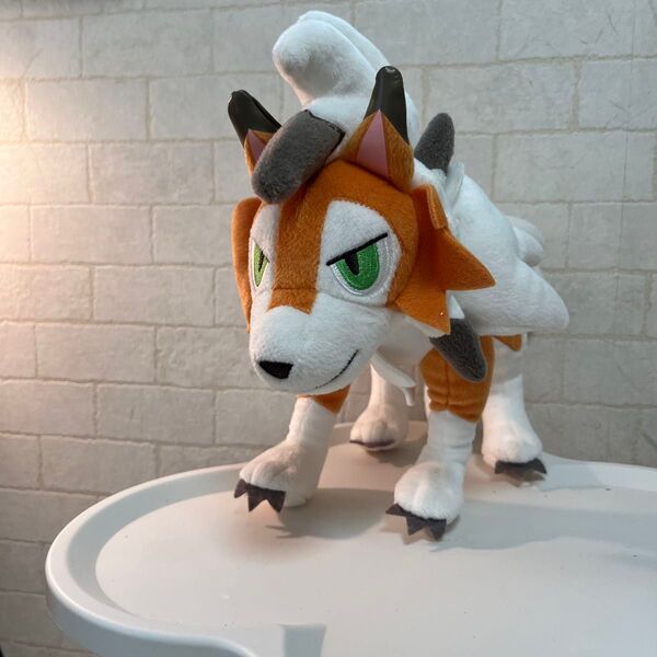 ルガルガン ぬいぐるみ ポケモン サイズは画像5.6にてご確認下さい。