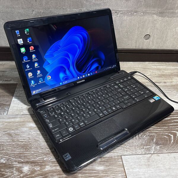 爆速仕様 Core i5東芝dynabookノートパソコン SSD