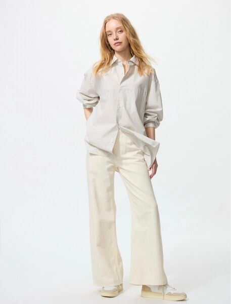 UNIQLO ユニクロ ドレープワイドフレアジーンズ ナチュラル 27