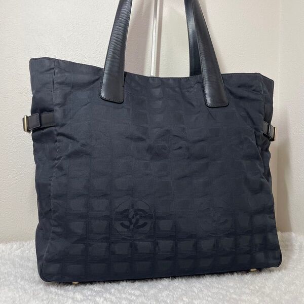 【美品・希少】CHANEL シャネル ニュートラベルライン GM トートバッグ ブラック A4収納可