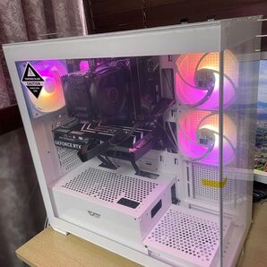 ★新品パーツ使用!RTX4060 、RYZEN7 5700X、メモリ32GB、Wi-Fi搭載!快適ゲーミングPC!