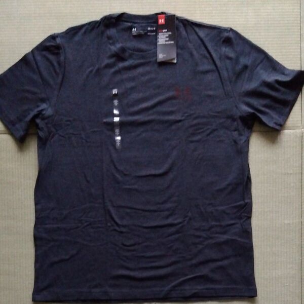 UNDER ARMOUR ヒートギアTシャツ ダークグレー