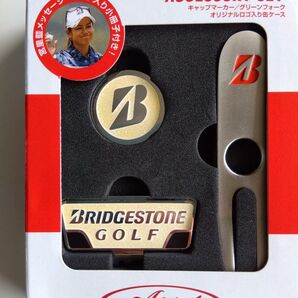 BRIDGESTONE GOLF宮里藍 Ai54 アクセサリーセット クリップマーカー、グリーンフォークロゴ入り缶ケース 未使用