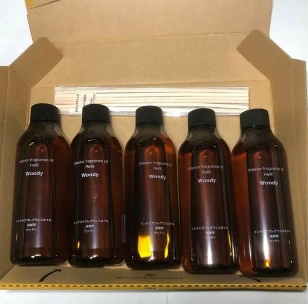 新品★無印良品 インテリア フレグランスオイル ウッディ 詰替用 200ml × 5本 ラタンスティック付き