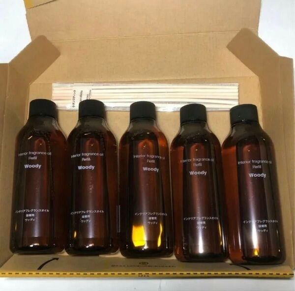 新品★無印良品 インテリア フレグランスオイル ウッディ 詰替用 200ml × 5本 ラタンスティック付き
