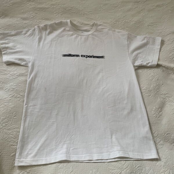 uniform experiment ホワイト Tシャツ M
