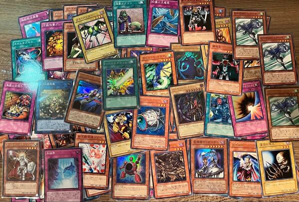 遊戯王カード 120枚 まとめ売り ノーマル、字レア スーパーレア以上多数含む