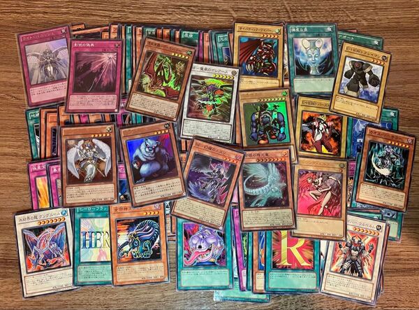 遊戯王カード 120枚 まとめ売り ノーマル、字レア スーパーレア以上多数含む