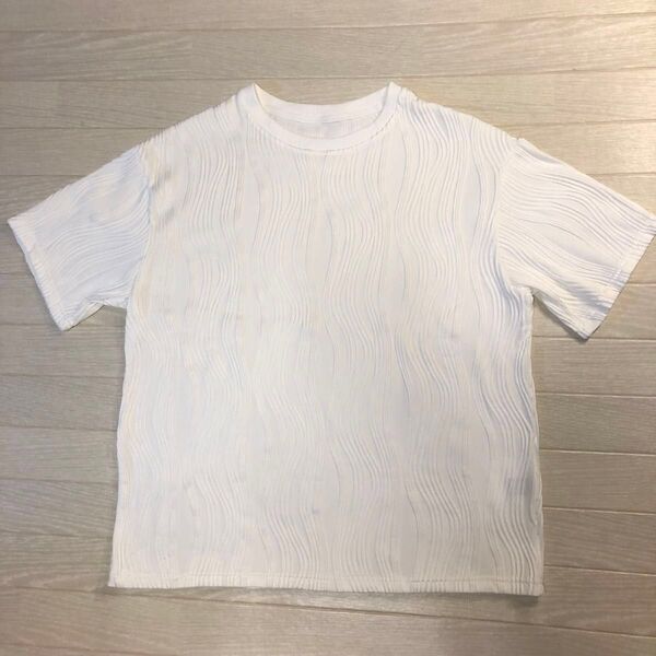 未使用品 SHEIN シーイン DAZY/LESSトップス ウェーブ模様Tシャツ メンズM 男女兼用