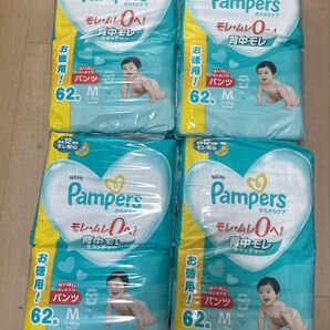 パンパース さらさらケア パンツM はいはい 62枚4パック