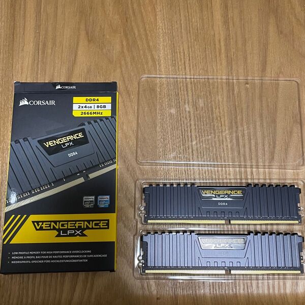 CORSAIR DDR4 2666MHz 8gb 2×4gb
