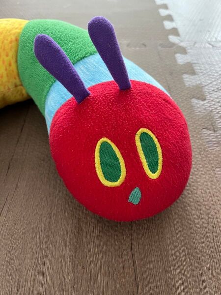 はらぺこあおむし エリックカール ネックピロー ぬいぐるみ