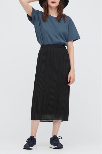 UNIQLOユニクロシフォンプリーツナロースカート黒