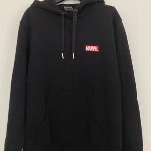 GUジーユーMARVEL ロゴパーカー ブラック