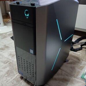 DELL ALIENWARE R8 未使用品