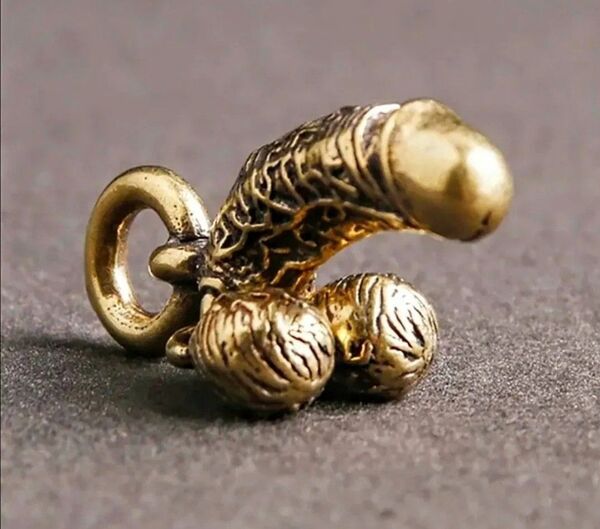 ユニーク チャーム 男性器 ペニス ちんちん 金玉 玉袋ぶらぶら動く 3Dリアル仕上げ ファニーグッズ 縁起物