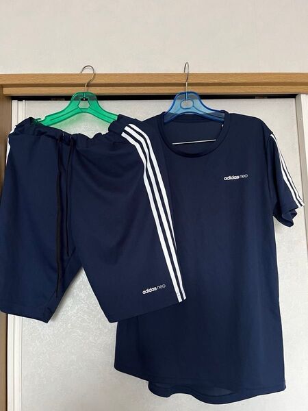 アディダス adidas neo 上下セット 半袖 Tシャツ ハーフパンツ 半ズボン 紺/白 3本ライン M