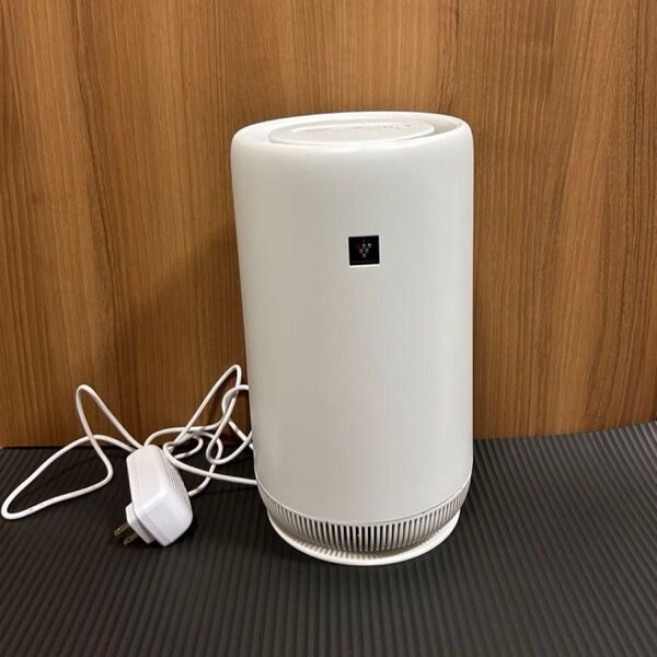 シャープ 空気清浄機 FU-RC01-W プラズマクラスター7000搭載 6畳 360°下吸込み ナイトライト 花粉対策