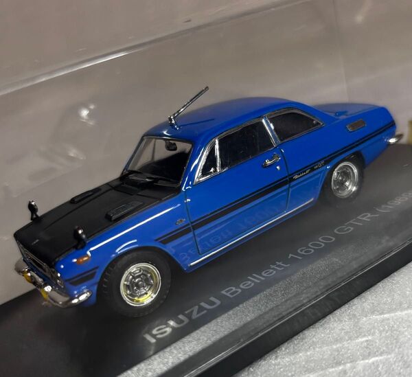 1/43 ミニカー ISUZU ベレット 1600 GTR 1969 ブルー 昭和 旧車 スポーツカー いすゞ 国産名車