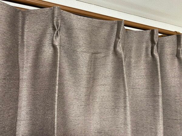 1級遮光形状記憶カーテン100×135cm2枚ベージュ ナチュラルテイスト