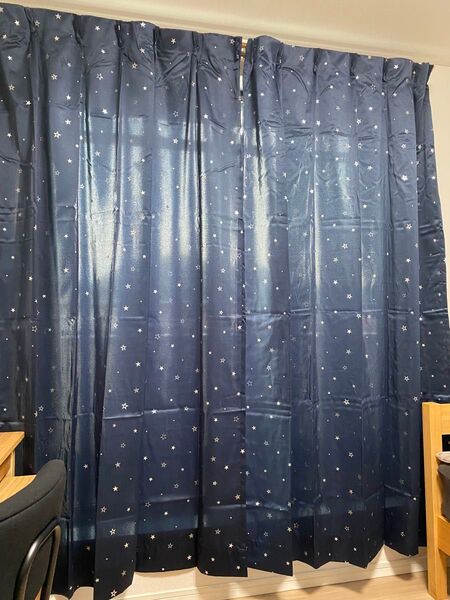 2級遮光カーテン100×200cm2枚ネイビー星柄