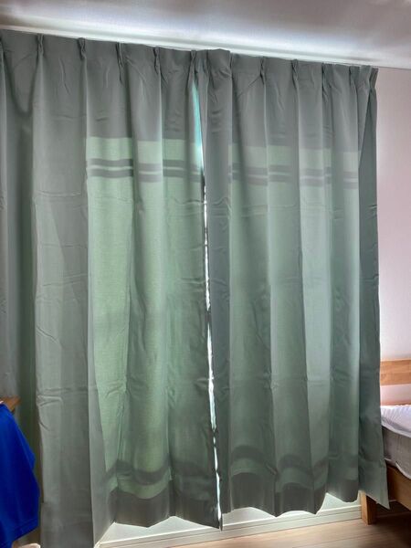 1級遮光カーテン100×200cm2枚グリーン