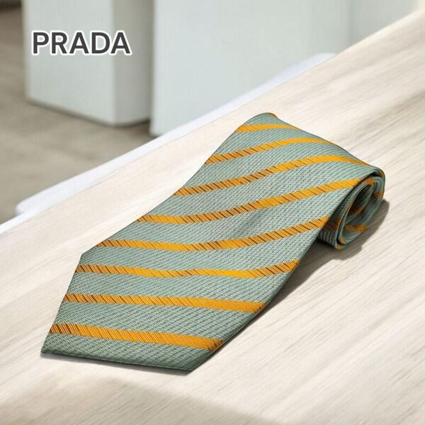 PRADA プラダ ネクタイ シルク 総柄 グリーン205643