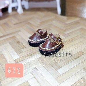 プチブライス プチアイシードール ミディブライス No.632 アンティークブラウン 靴