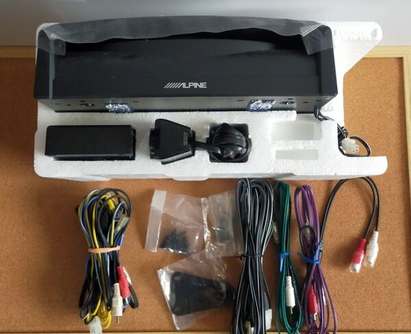アルパイン SWE-1200 パワードサブウーファー
