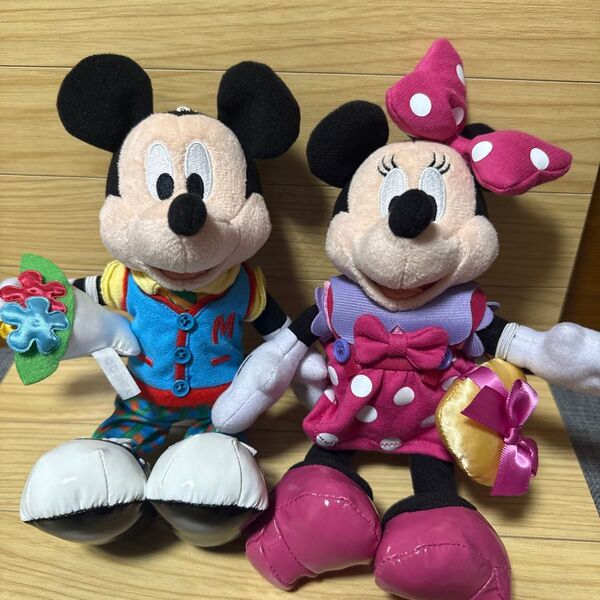 ミッキー ミニー ぬいぐるみバッジ トゥーンタウン 誕生日 ディズニーランド