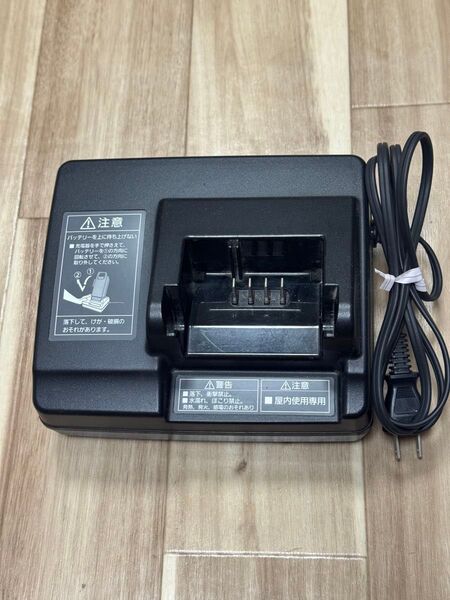 バッテリー充電器 NKJ069Z1