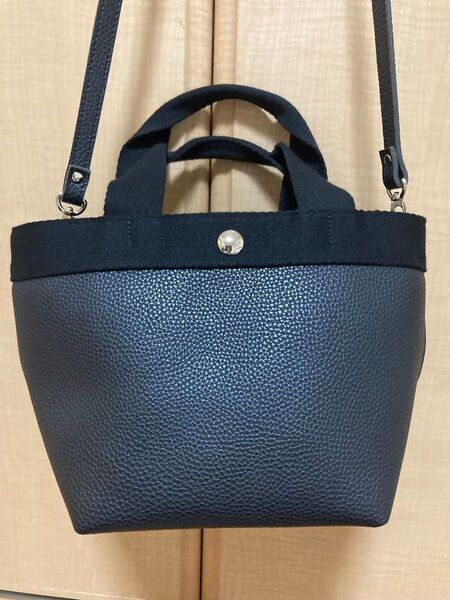 お値下げ〜人気の形 美品 2way トートバッグ ブラック ショルダーバッグ