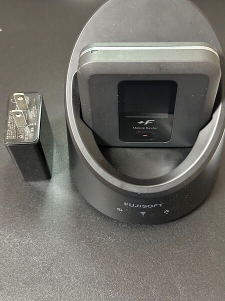 富士ソフト モバイルルーター FS040W+ホームキット
