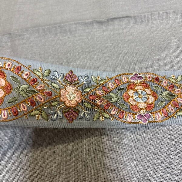 100インド刺繍リボン50cm 1mまとめ割あり同梱歓迎 手芸 ハンドメイド レース