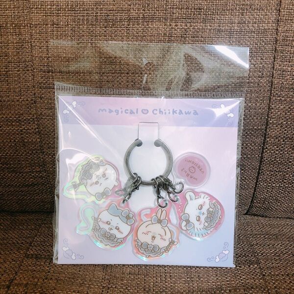 【新品未開封】まじかるちいかわ 悪いバージョンなオーロラアクリルチャーム ちいかわ ハチワレ うさぎ モモンガ /抜き取りなし