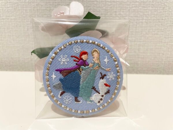 Disney Characters 刺繍缶バッジ 缶バッジ 刺繍 ディズニー アナと雪の女王 プリンセス エルサ アナ オラフ