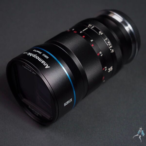SIRUI 35mm F1.8 Anamorphic x1.33 Zマウント(マイクロフォーサーズマウント)アナモレンズ