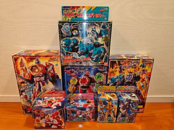 DX キュウレンジャー バンダイ キュウレンオ- リュウテイオー ギガントホウオー 他 合計8箱 美品