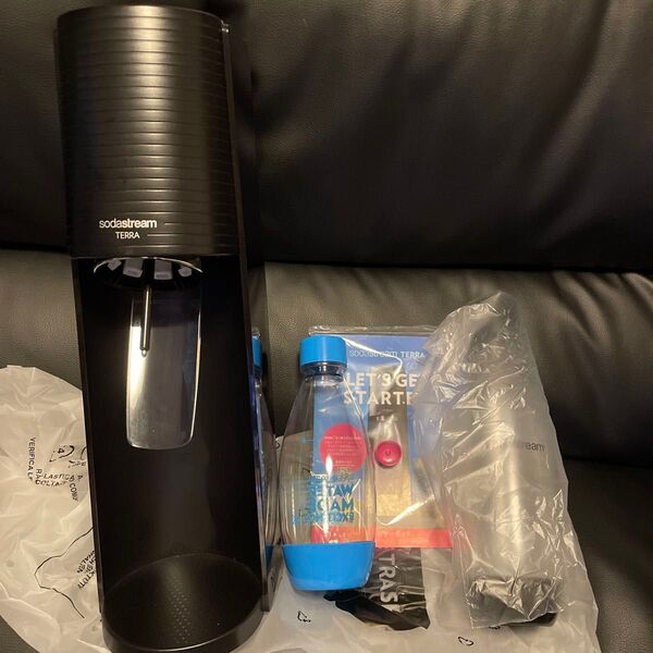 ほぼ未使用 SSM1087 ソーダストリーム テラ スターターキット ホワイト TERRA SodaStream