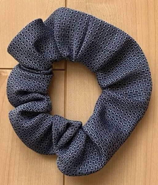 ブランドネクタイ ファソネ リメイク ハンドメイド シュシュ シルク