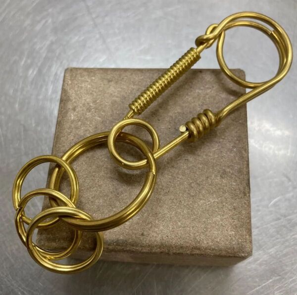 真鍮製 デザインカラビナキーフック キーホルダー キーリング付き